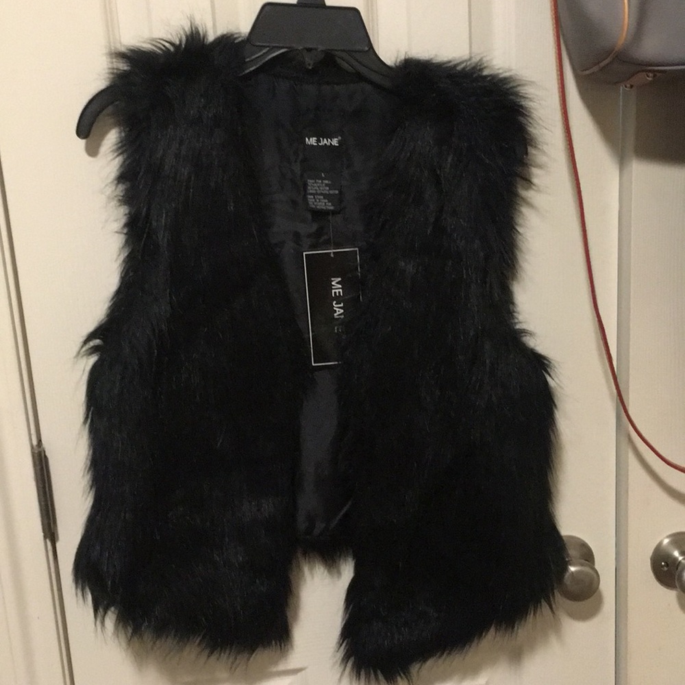 NWT Black Faux Fur Vest